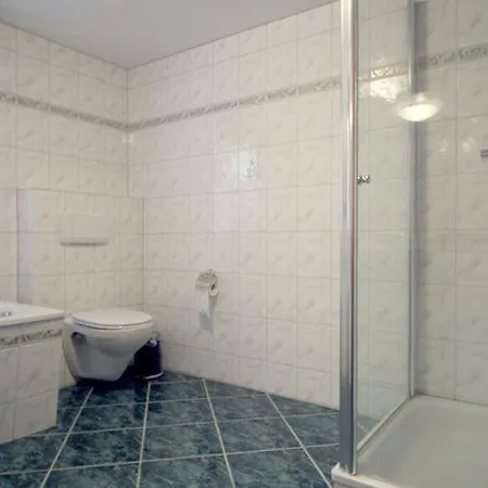 Tatil Evi Admiralskajuete *